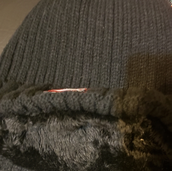 CANADA WEATHER GEAR BLACK WINTER HAT - Picture 3 of 7